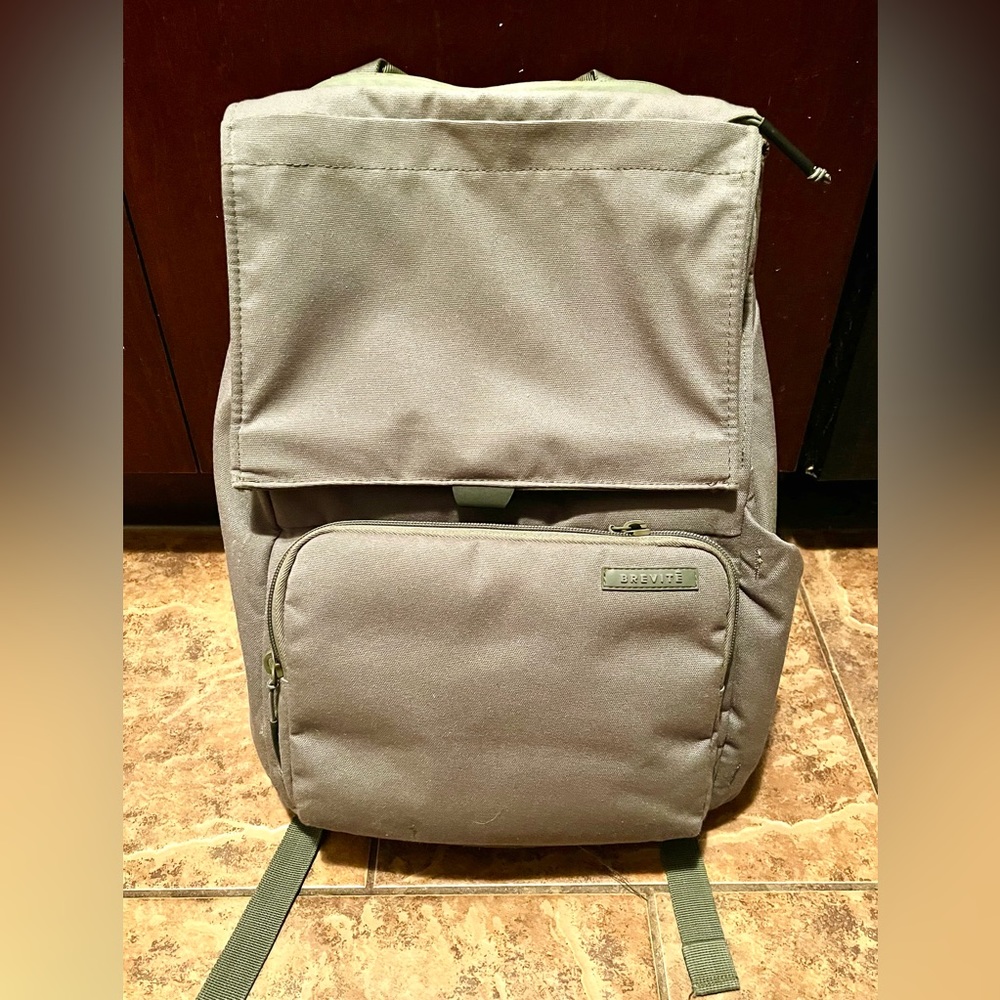 TikTok Viral Brevite Backpack